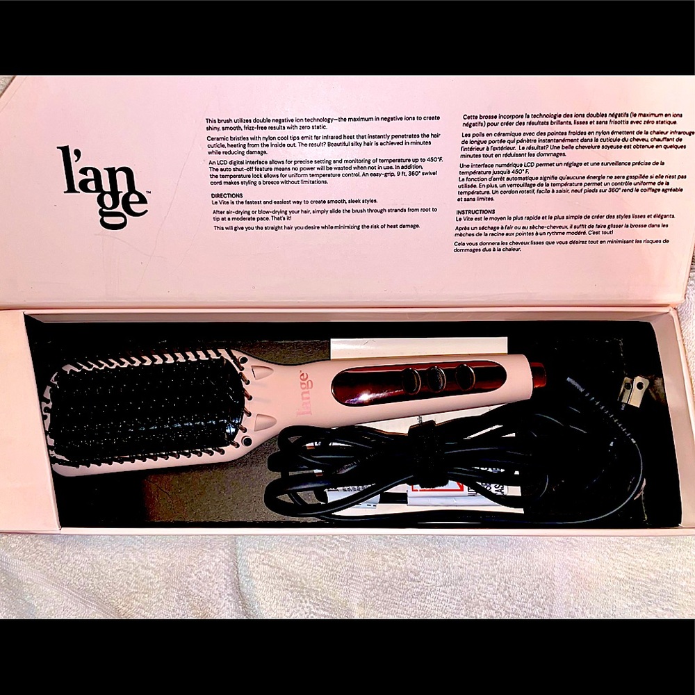 Lange Le Vite Straightener Brush (BEST SELLER),Literally only used 1 time!Msg me